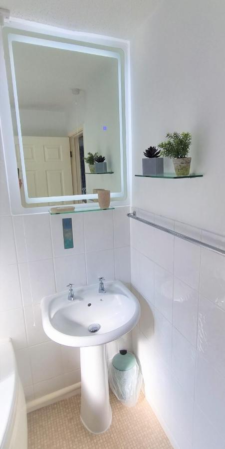 فيلا Waterfront - Holes Bay, Poole, Dorset المظهر الخارجي الصورة